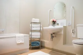 The Running Horse - Bathroom