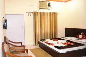 Hotel Goverdhan Tourist Complex - Chambre