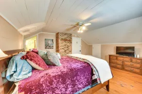 Whimsical New Roads Home < 1 Mi to Main Street! - Værelse