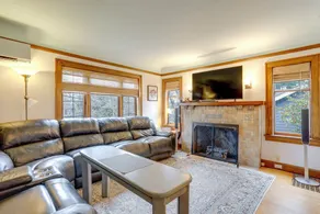 Charming Tudor-style Apt Near Green Lake! - Innenbereich