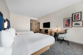 Hampton Inn Nashville Airport Century Place, TN - Room