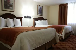 Hawthorn Suites by Wyndham Louisville East - Chambre
