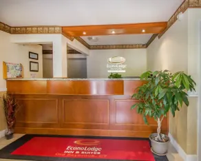 Econo Lodge Inn & Suites Old Saybrook - Westbrook - Hall