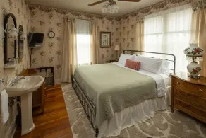 Avery House Bed & Breakfast - Rom