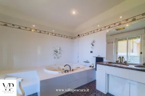 VILLA PESCARA - Bathroom