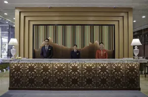 The Everest Hotel - Reception