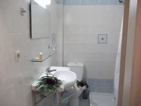 Kritamos Beach Apartments - Bad