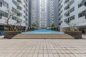 RedDoorz Apartment @ Jarrdin Cihampelas - Piscine