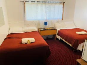 Theodore Motor Hotel - Chambre
