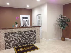 All Suites Inn Budget Host - Lobby