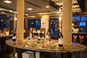 Orchid Trendy Cruise - Restaurant