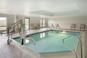 Comfort Suites Bloomsburg - Pool