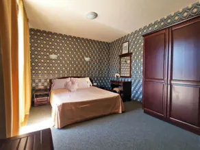 Twins Palace ApartHotel - Room