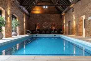 Seckford Hall Hotel & Spa - Piscina