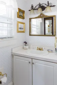 Captain David Kelley House Bed & Breakfast - Bathroom