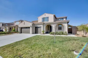 1 Mi to Heritage Lake Park: Duplex w/ Patio! - Interior