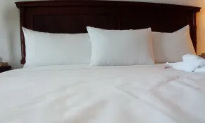 Vistas 2 - Room