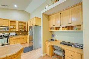 Porterville Getaway w/ Patio + Valley Views! - Interior