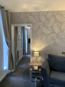 St James Hotel - Chambre
