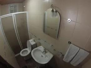 Oguz Apart Pansiyon - Bathroom