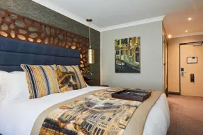 WorldHotels Distinctive Woughton House Hotel - Room