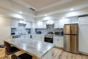Gateway to DC & More! Quiet & Stylish Retreat - Interior