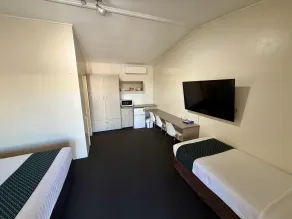 Ashwood Motel - Room