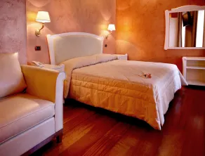 Hotel Rojan - Room