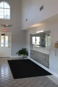 Woodstream Inn - Lobby