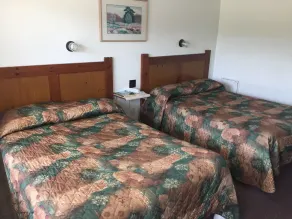 Pleasant Manor Motel - Rom
