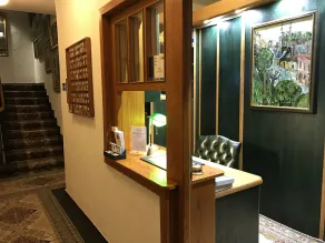 Antik Hotel & Galerie Sofia - Recepción