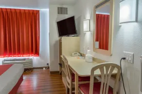 Motel 6-Redmond, OR - Chambre