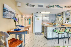 Daytona Beach Shores Condo w/ Ocean Views! - Intérieur