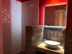 Uman Hotel -Motel- - Badezimmer