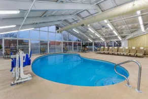 La Quinta by Wyndham Rockford - Piscine