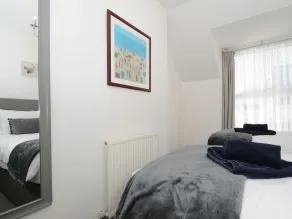 Elmbank - Room