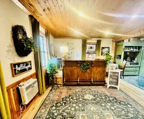 Bear Inn Retreat - Lobby