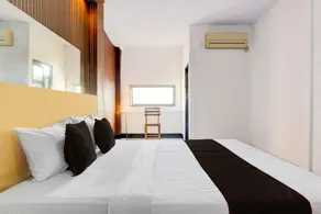 Hotel O Kd House - Room
