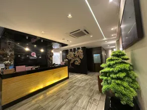 Sakura Sky Residence - Reception