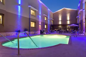 Country Inn & Suites by Radisson, San Antonio Lackland AFB - SeaWorld Area - Pool