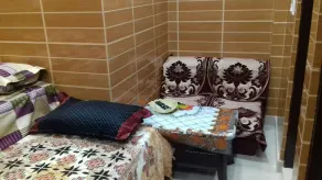 Posh, Nice Foreigner Area Lajpat Ngar Luxury Room - Spa