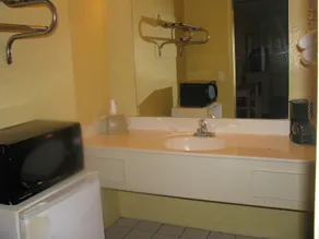 Summer Breeze Motel - Chambre