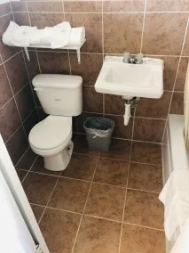 Woodridge Motel - Baño