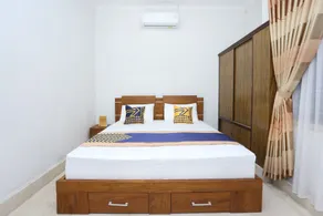 OYO 2268 Tim-tim Homestay SyariahNearUniversitas Gadjah Mada - Habitación