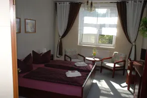 Gasthof und Pension Frankenthal - garni - Rum
