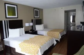 Days Inn by Wyndham Harrisburg North - Chambre