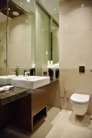 Niranta Transit Hotel Terminal 2 Arrivals/Landside - Bathroom