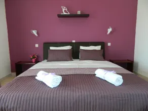 Roseberry Studios - Rom