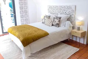 Le Mas Fraissinet - ACCES ESPACE DETENTE pour toutes les chambres sauf la suite COCON qui a son Jacuzzi privé - Rum