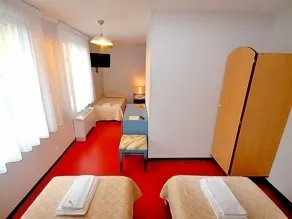 LOGIS - Hôtel & Restaurant le Grand Terre - Værelse